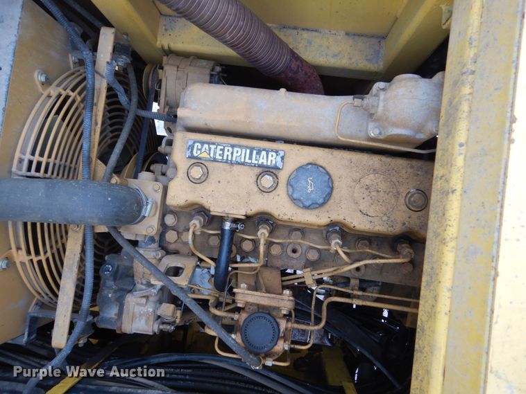 image for item FU9146 Puckett SF890 curb machine