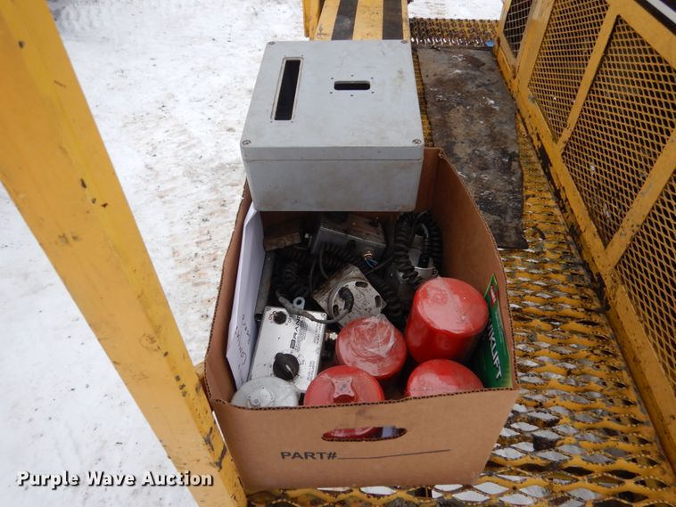 image for item FU9146 Puckett SF890 curb machine