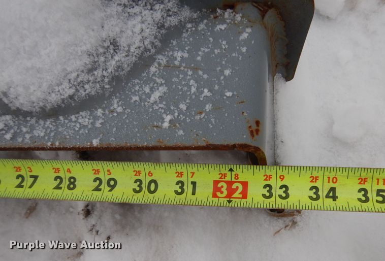 image for item FU9146 Puckett SF890 curb machine