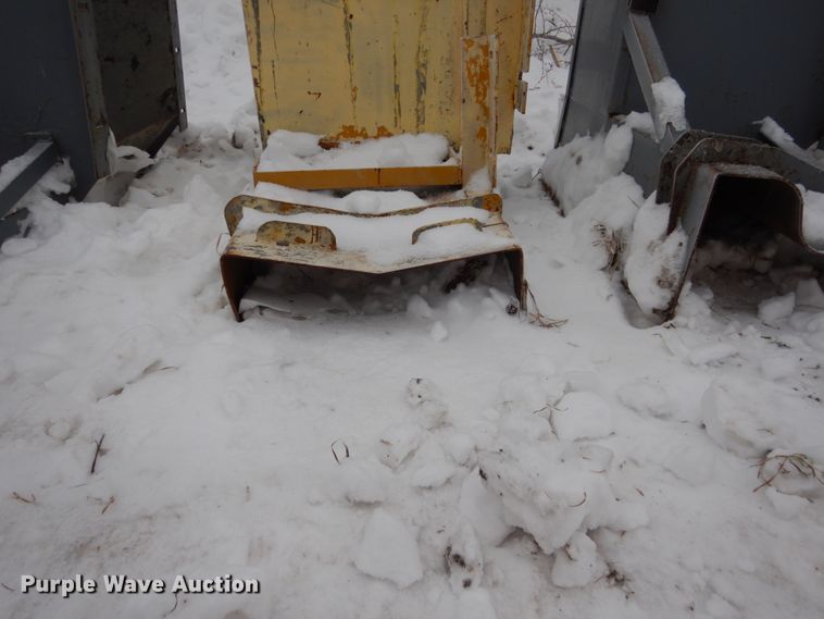 image for item FU9146 Puckett SF890 curb machine