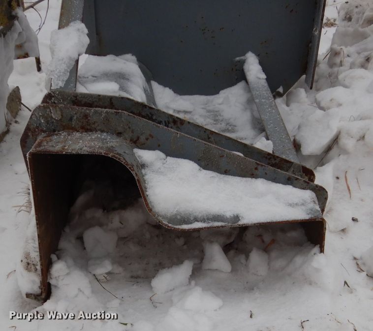 image for item FU9146 Puckett SF890 curb machine