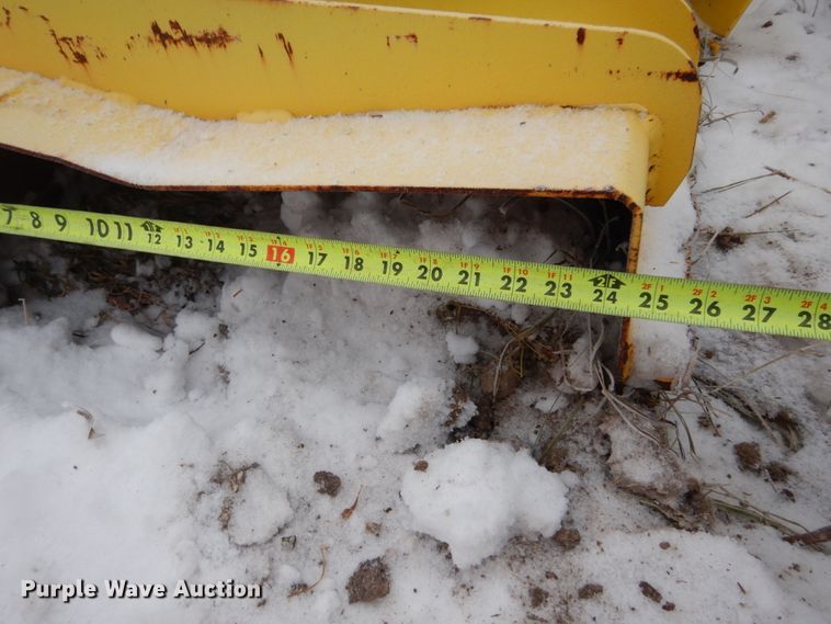 image for item FU9146 Puckett SF890 curb machine