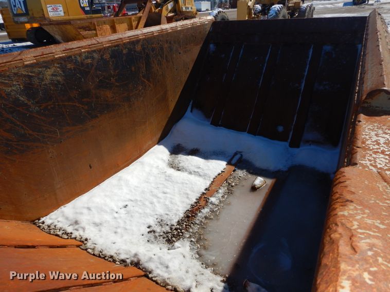 image for item FY9004 Bedding box