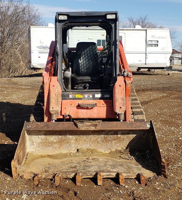 image for item GA9476 Kubota SVL75-2 skid steer