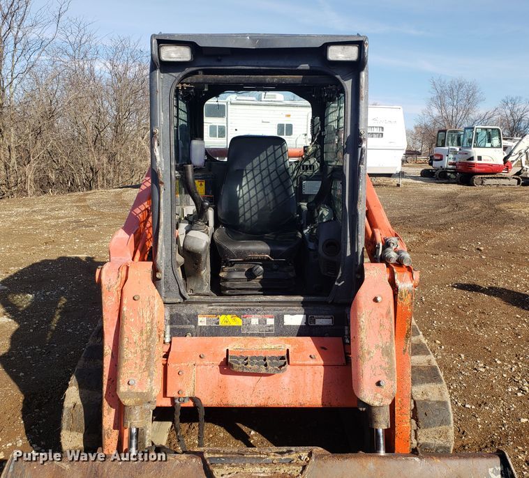 image for item GA9476 Kubota SVL75-2 skid steer