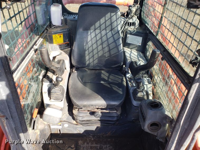 image for item GA9476 Kubota SVL75-2 skid steer