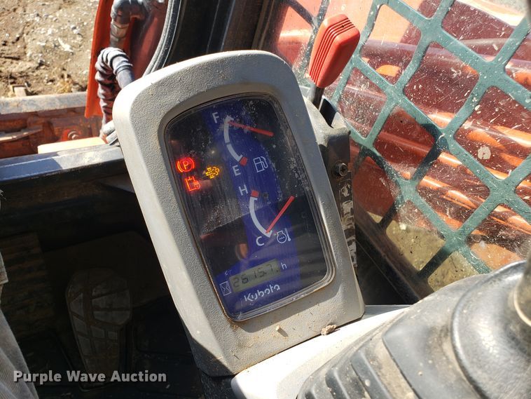 image for item GA9476 Kubota SVL75-2 skid steer