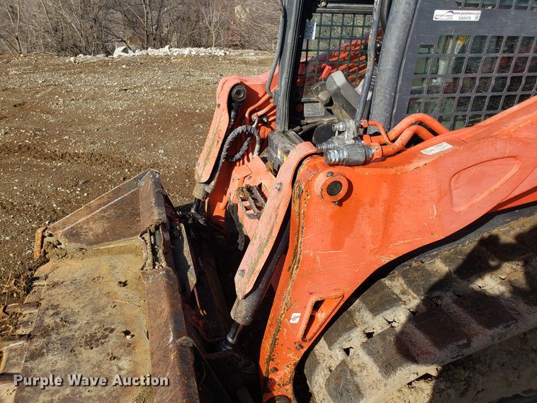 image for item GA9476 Kubota SVL75-2 skid steer