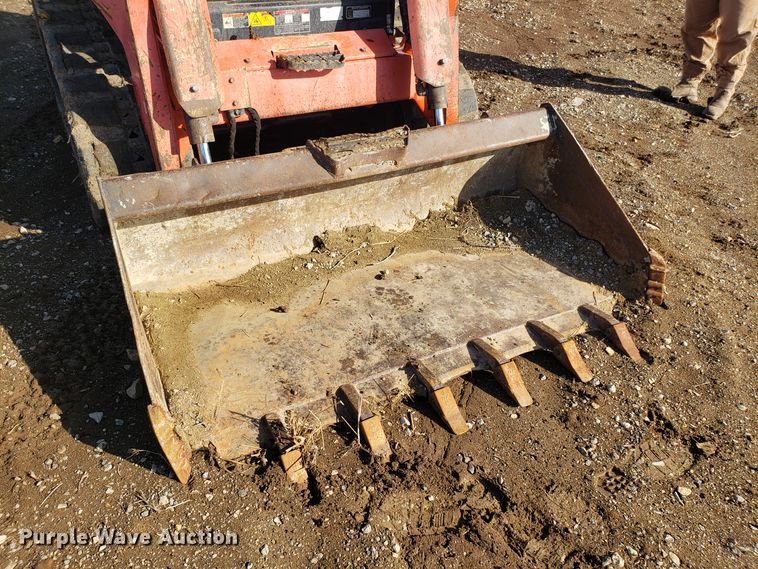 image for item GA9476 Kubota SVL75-2 skid steer