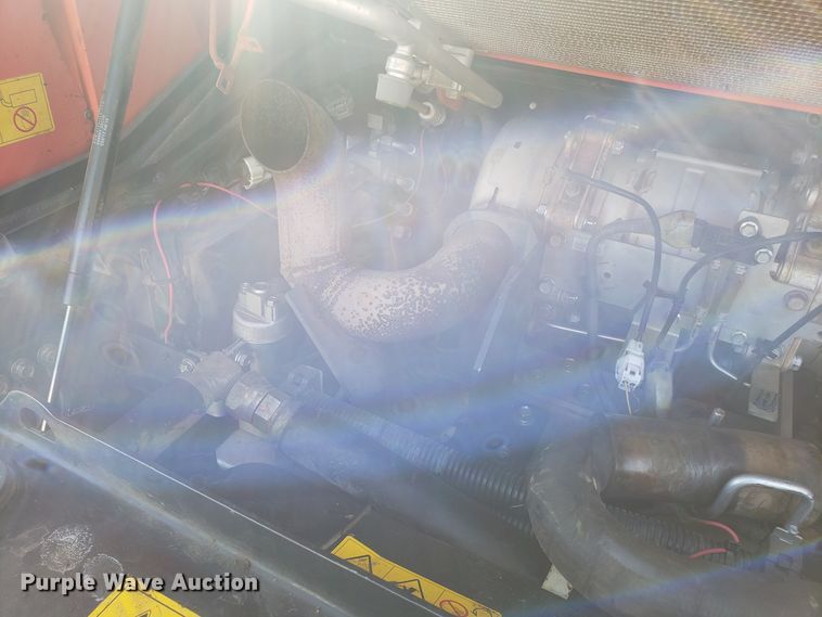 image for item GA9476 Kubota SVL75-2 skid steer