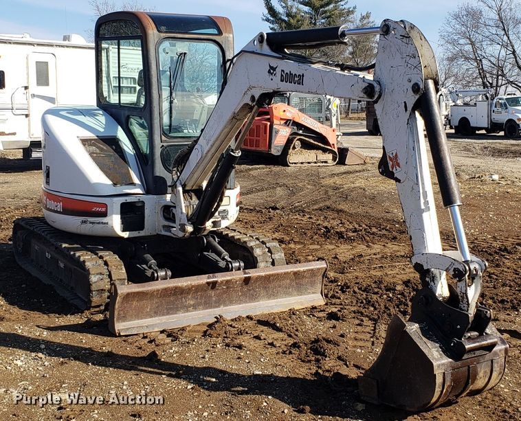 image for item GA9477 2003 Bobcat 430 ZHS mini excavator