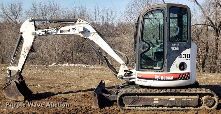 image for item GA9477 2003 Bobcat 430 ZHS mini excavator