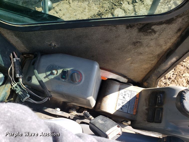 image for item GA9477 2003 Bobcat 430 ZHS mini excavator