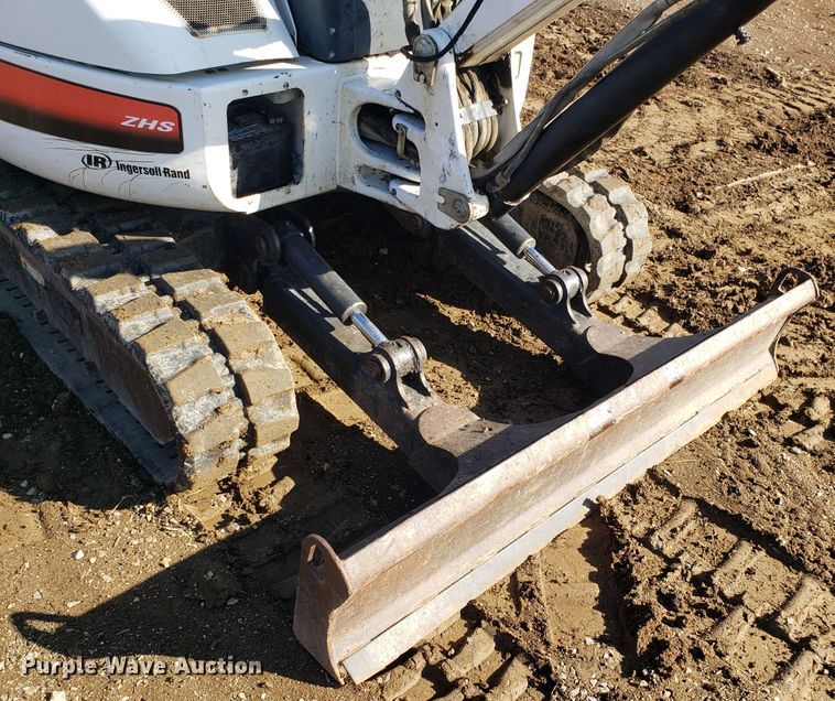 image for item GA9477 2003 Bobcat 430 ZHS mini excavator