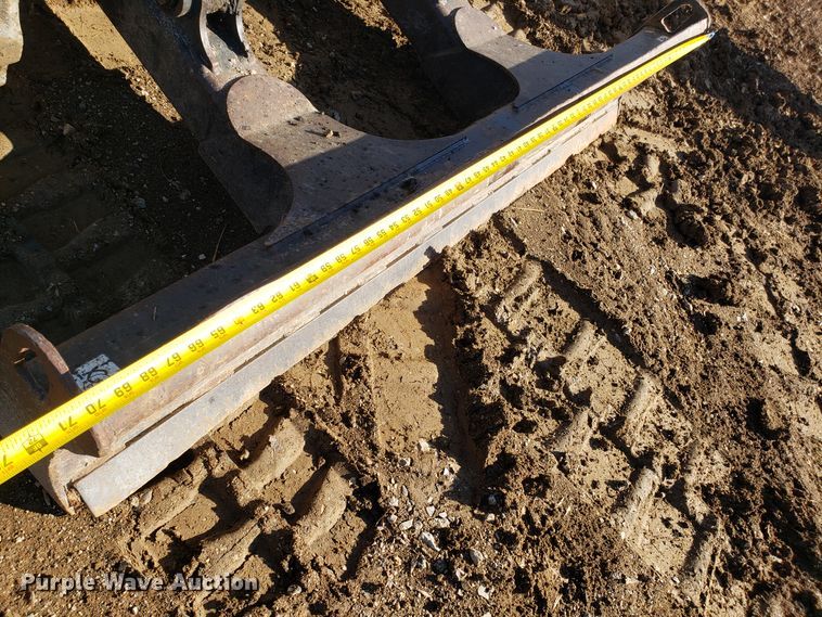 image for item GA9477 2003 Bobcat 430 ZHS mini excavator