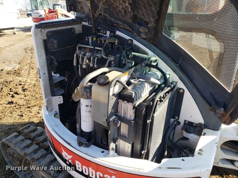 image for item GA9477 2003 Bobcat 430 ZHS mini excavator