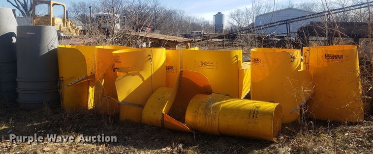 image for item GA9479 (33) trash chutes