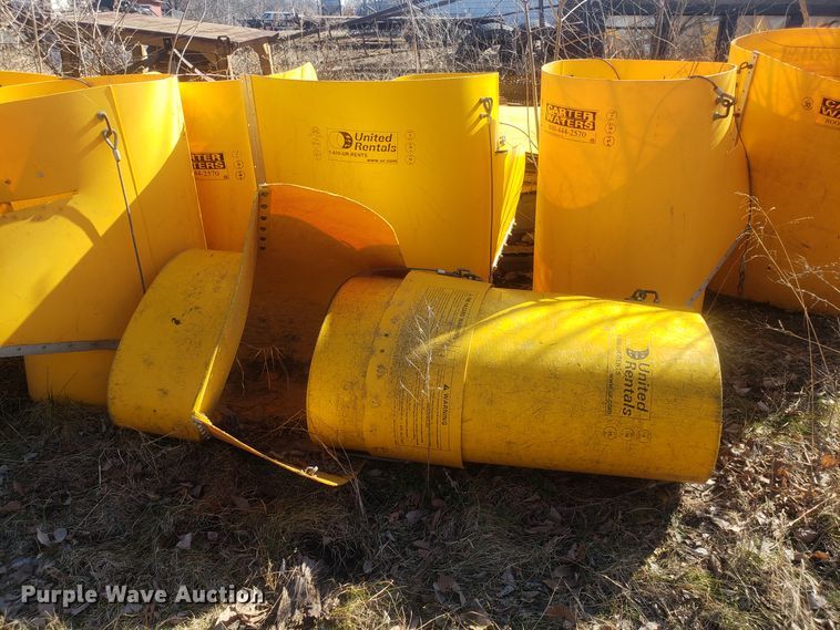 image for item GA9479 (33) trash chutes