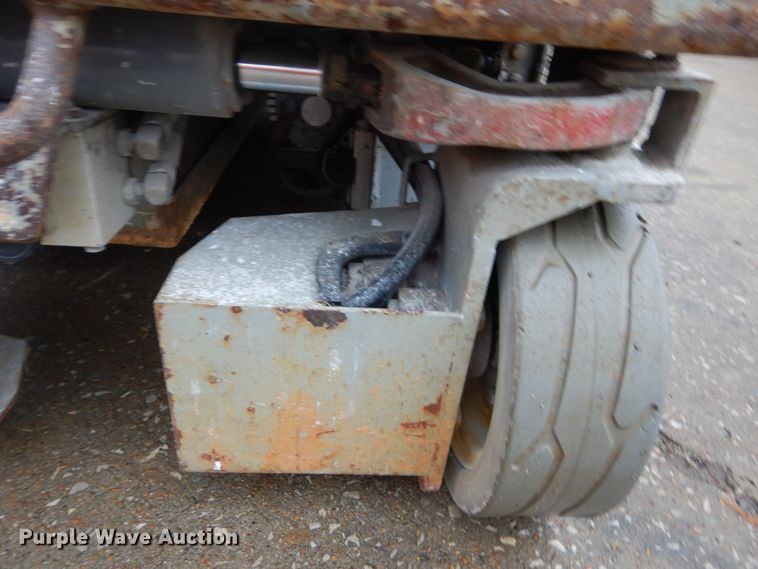 image for item GB9750 1996 Skyjack M3219 scissor lift