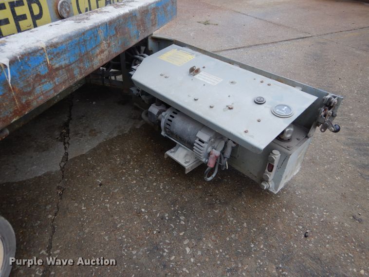 image for item GB9750 1996 Skyjack M3219 scissor lift