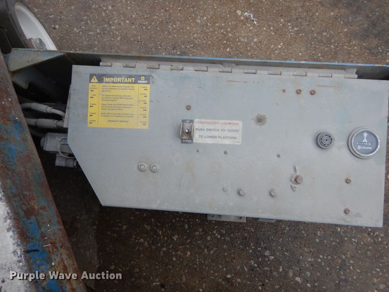 image for item GB9750 1996 Skyjack M3219 scissor lift