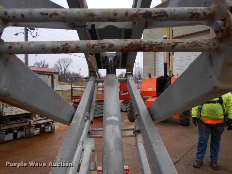 image for item GB9750 1996 Skyjack M3219 scissor lift