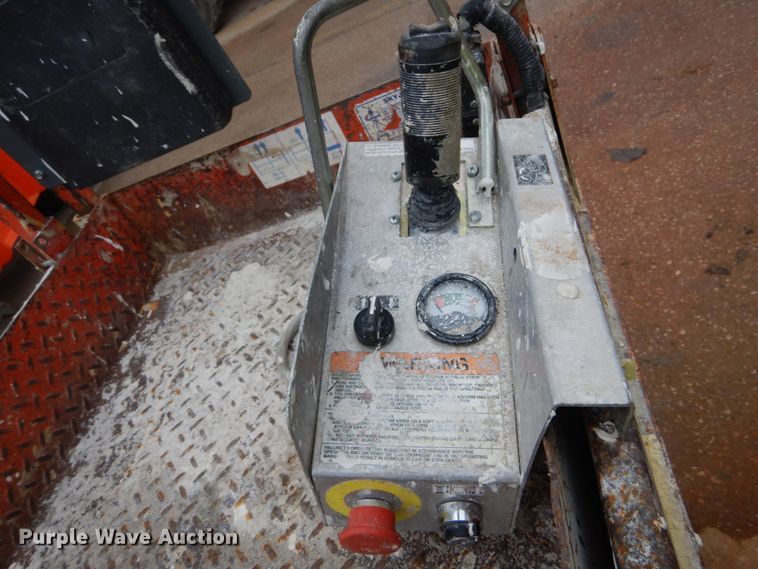 image for item GB9750 1996 Skyjack M3219 scissor lift