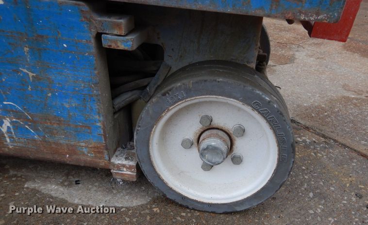 image for item GB9750 1996 Skyjack M3219 scissor lift