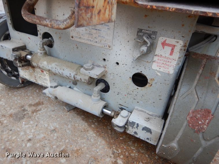 image for item GB9751 1997 Skyjack 3219 scissor lift