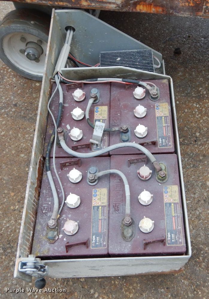 image for item GB9751 1997 Skyjack 3219 scissor lift