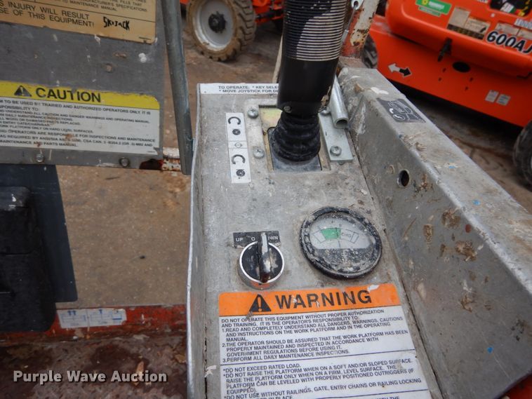 image for item GB9752 1993 Skyjack 3015 scissor lift