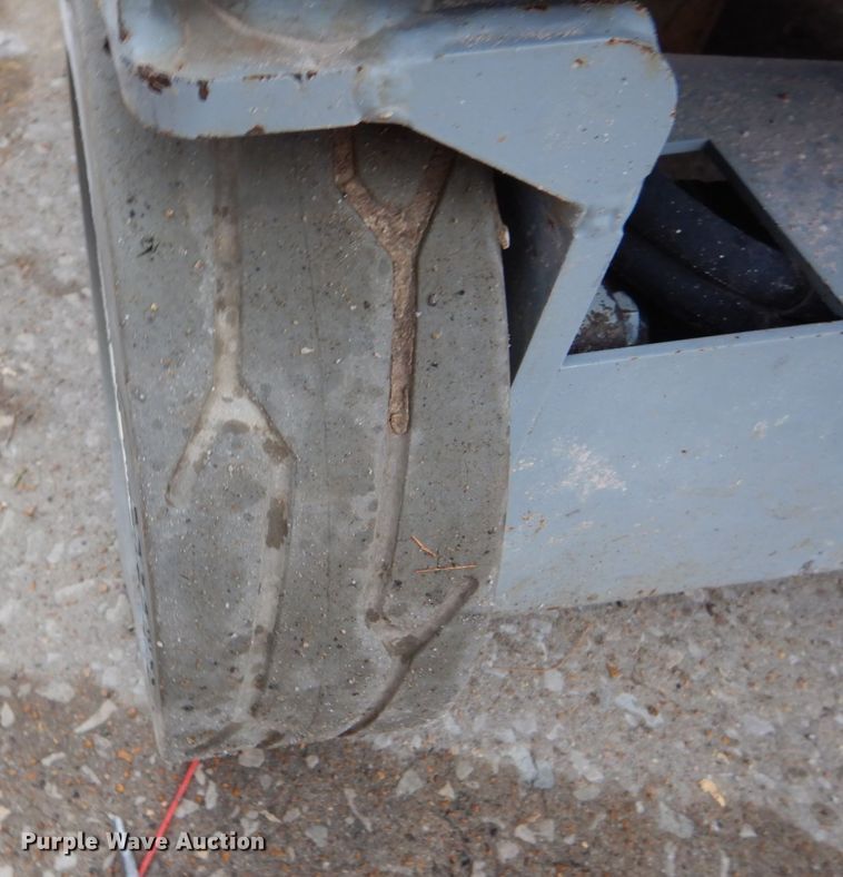 image for item GB9752 1993 Skyjack 3015 scissor lift