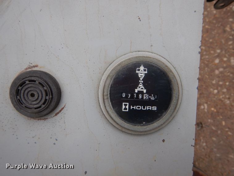 image for item GB9753 1992 Skyjack 3015 scissor lift