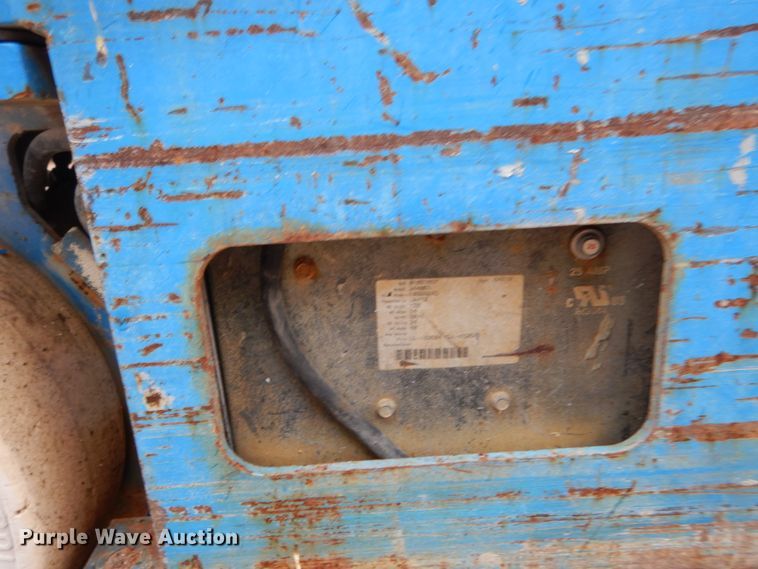 image for item GB9753 1992 Skyjack 3015 scissor lift