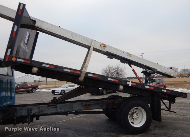 image for item GB9763 1995 International 4700 dump flatbed truck with conveyor