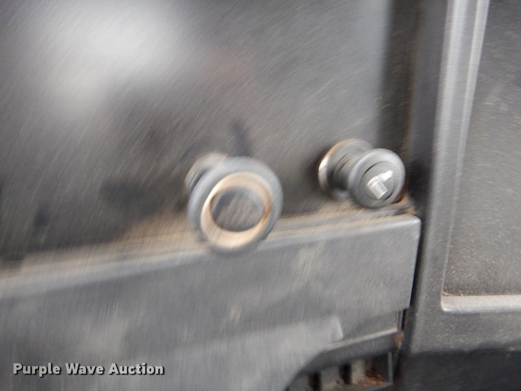 image for item GB9763 1995 International 4700 dump flatbed truck with conveyor