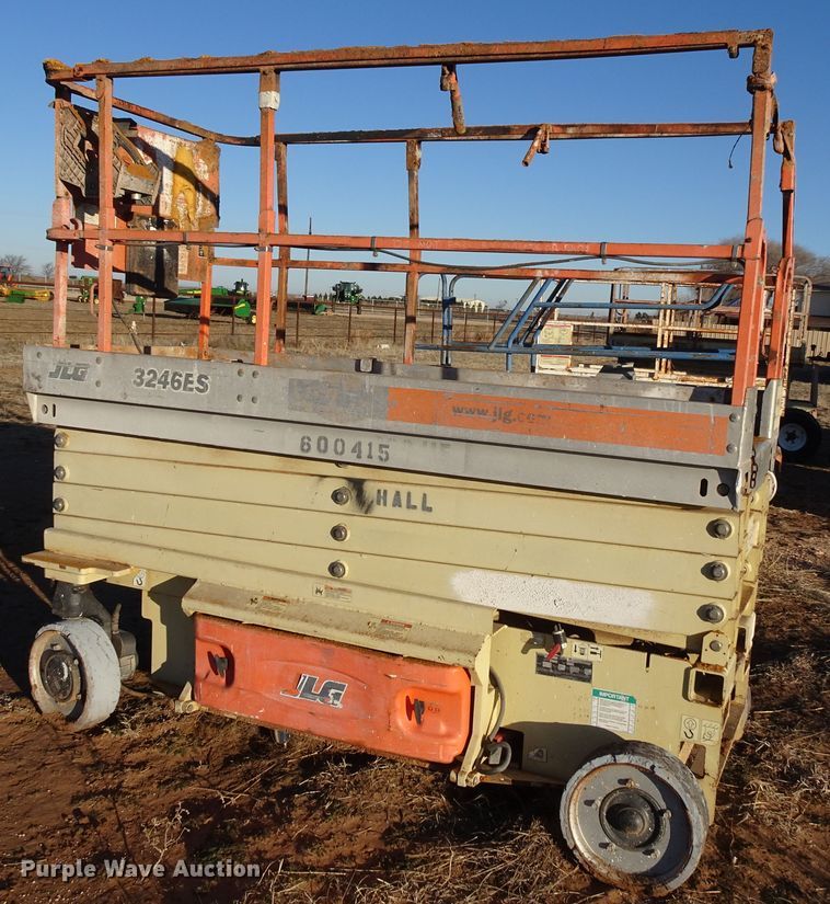image for item GC9156 JLG 3246ES scissor lift