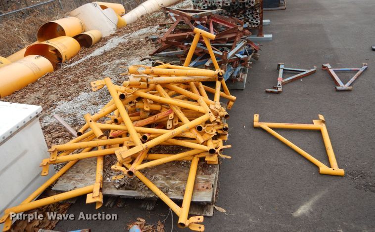 image for item GC9498 Scaffold outrigger arms