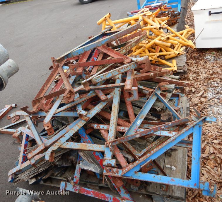 image for item GC9498 Scaffold outrigger arms