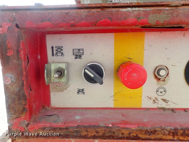 image for item GF9731 Mec 1932ES scissor lift