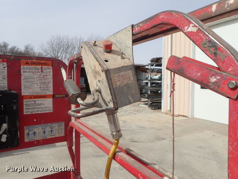 image for item GF9732 Mec 1932ES scissor lift