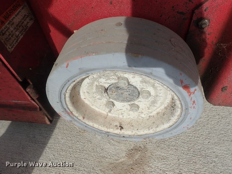 image for item GF9732 Mec 1932ES scissor lift