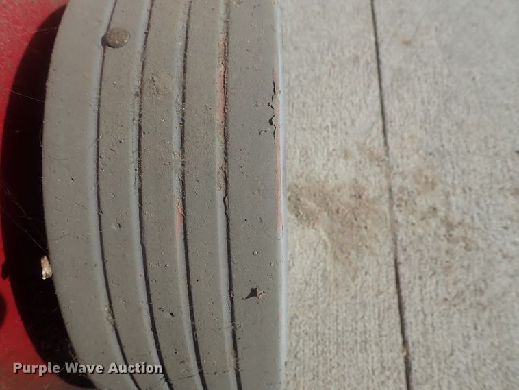 image for item GF9732 Mec 1932ES scissor lift