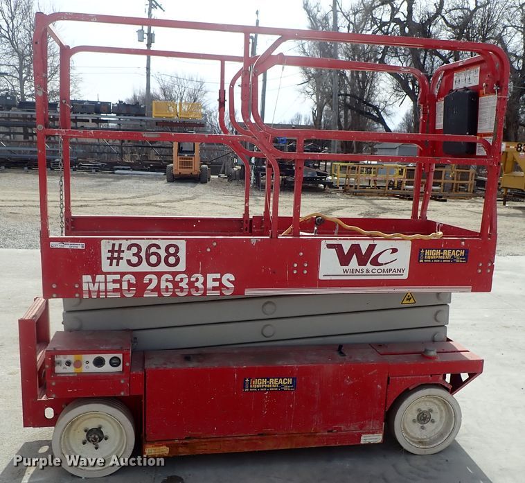 image for item GF9733 Mec 2633ES scissor lift