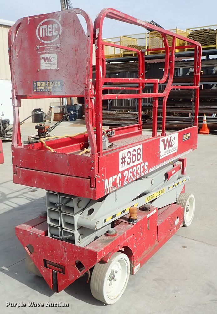image for item GF9733 Mec 2633ES scissor lift