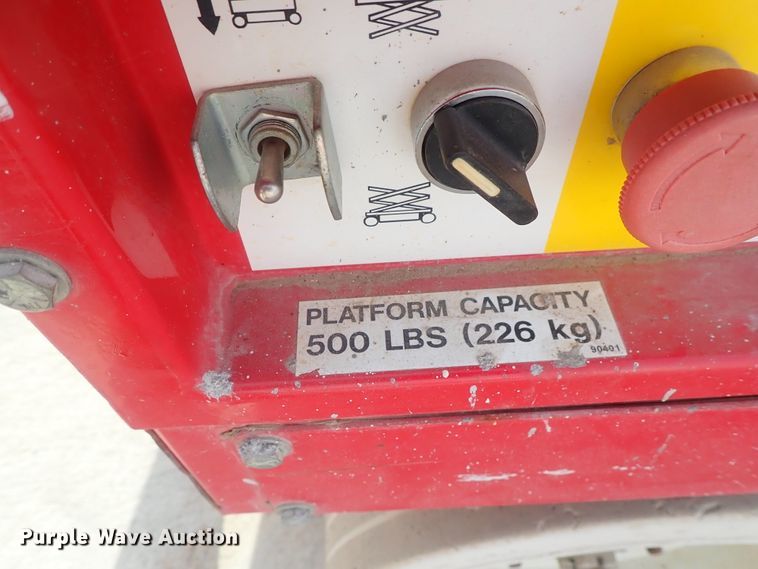 image for item GF9733 Mec 2633ES scissor lift