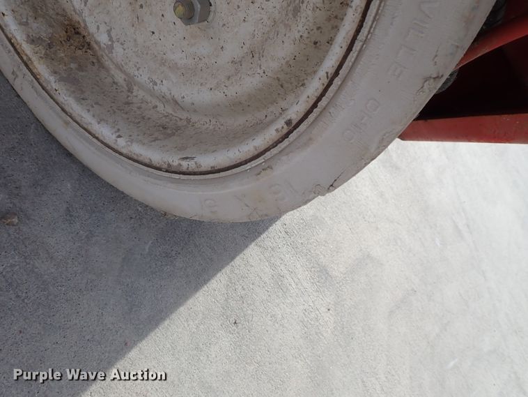 image for item GF9733 Mec 2633ES scissor lift