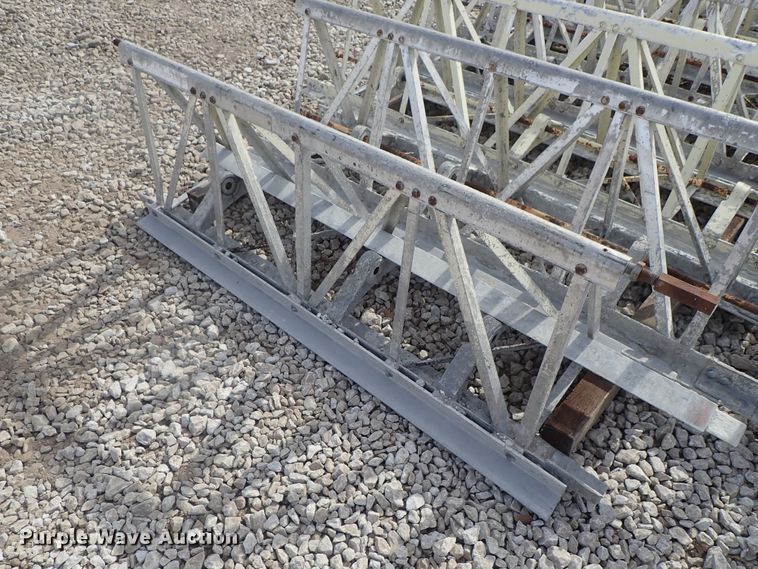 image for item GF9736 Morrison truss screed