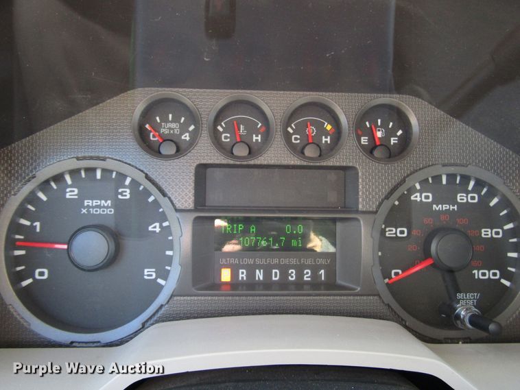 image for item GH9001 2009 Ford F550 Super Duty XLT bucket truck