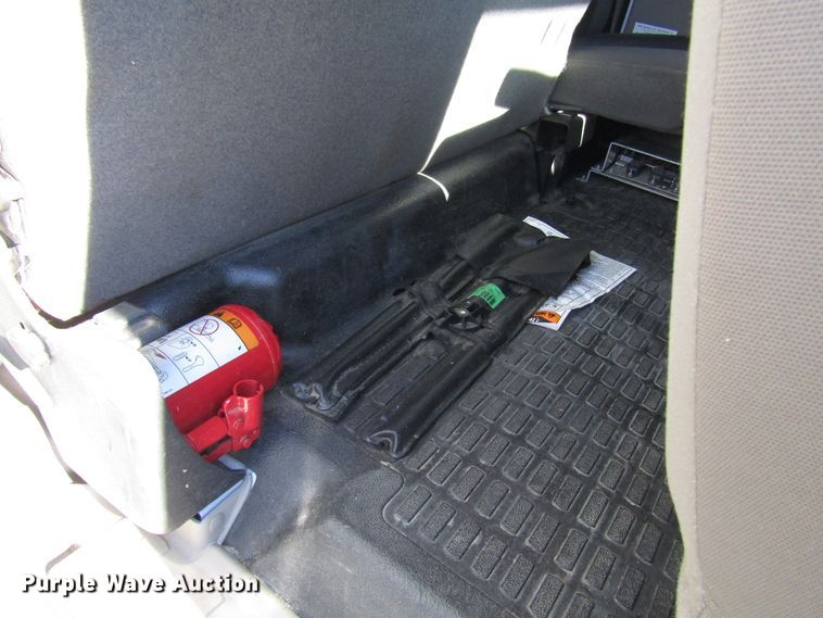 image for item GH9001 2009 Ford F550 Super Duty XLT bucket truck